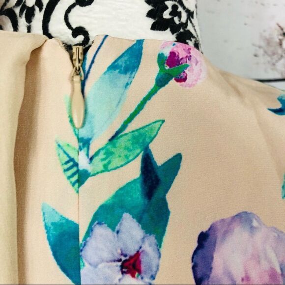 Marie Oliver 100% Silk Colby Floral Sleeveless Top Tank Chiffon Overlay XS - Picture 8 of 8